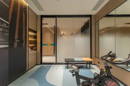 Ni Hao Hotel (Taizhou Jiangyan Shuangdeng Avenue) Отели рядом с достопримечательностью «Qinhu Lake Ocean World»