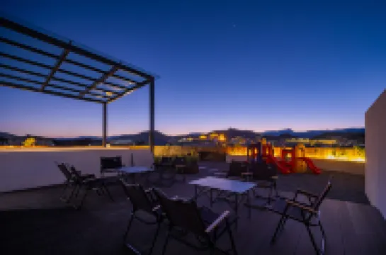 CRUE庫裏藍 | 嶼川典藏·供氧觀景酒店（香格里拉獨克宗古城店）