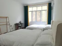 Leshan Shanju Homestay Hotels in Ebian