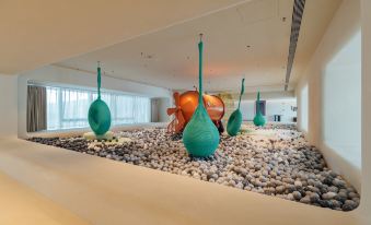 Huzhou Xisai Zhenyue Resort Hotel