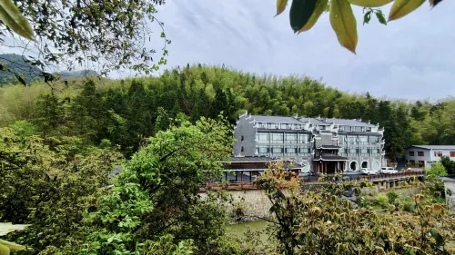 Tianqu Manor Hotels in Xinhua