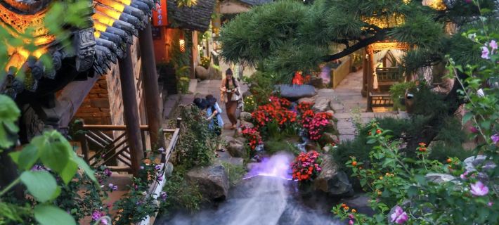 Wuyuan · Tranquil Time: Day Coffee & Night Wine Vacation Guesthouse (Huangling Scenic Area Branch) Hotels in Wuyuan
