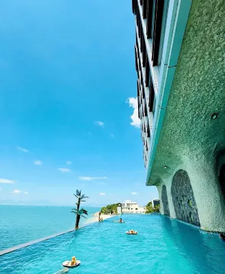 Xin Cheng Yi Shu Villa Hotel in Sanya