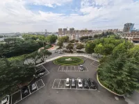 JI Hotel (Qingdao Laixi Wanda Plaza) - parking