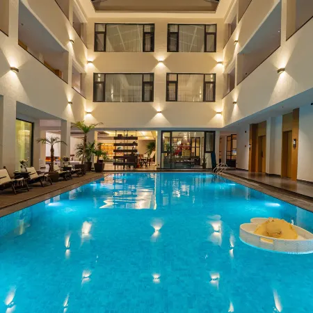 Lugu Lake Qingchen International Lake View Resort Manor (Daluoshui Pier Branch)