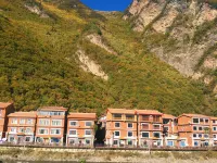 Bingyuan Homestay (Heishui Dagu Glacier Scenic Area) 헤이수이 호텔