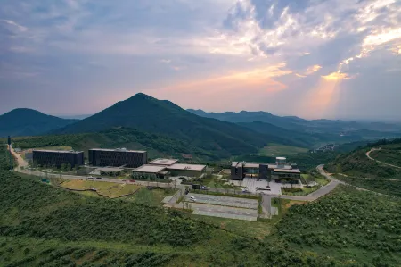 Hefei Lujiang Xidi Aranya Golden Sunset