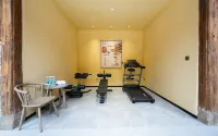 Huaxi Pusu (Yongding Tulou Store)