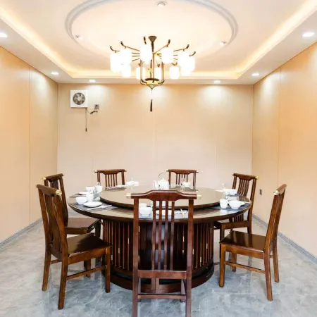 Jining Meitu Business Hotel