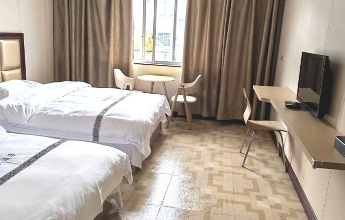 Huaihua Dongxin Hotel