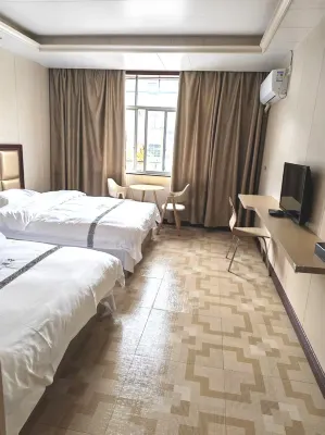 Huaihua Dongxin Hotel