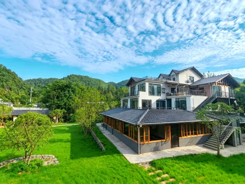Boye Mountain Lodge - พร้อมอาหารเช้า