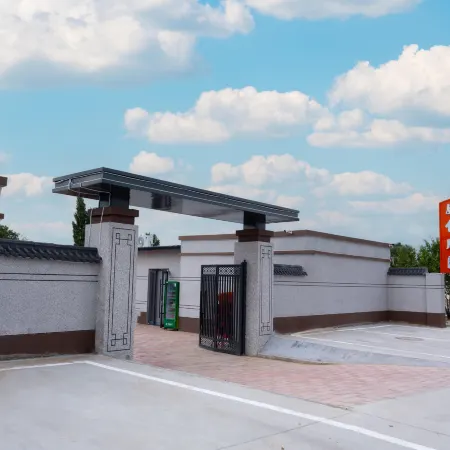 Dalad Banner Runi Suoyuan Homestay (Xiangsha Petroleum Gas Station)
