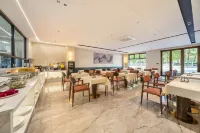 eLong Hotel (Kizilsu Kirgiz Wucha Branch) - พร้อมอาหารเช้า