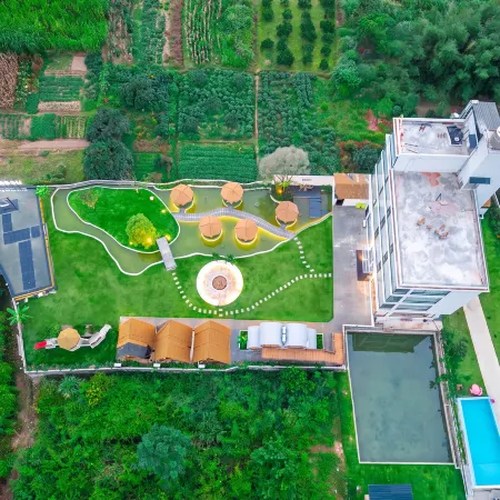 Huahangyu Hotel (Xingping 20 Yuan Scenic Area)