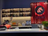 YUNIK Hotel (Taiyuan Liuxiang Zhonglou Street Causeway Bay Plaza Branch) - Barer