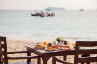 P.P. Erawan Palms Resort