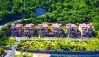 Yunding Castle Hotel (Yingyang Aolunda Tribe) Hotels near Liu Yuximu