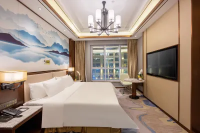 Luxury Blue Horizon Hotel (Zhonghai Lake, Binzhou) Hotel a 