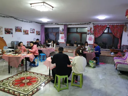 Jilin Wusong Island Zhangjia Homestay Отели рядом с достопримечательностью «Wusong Island»