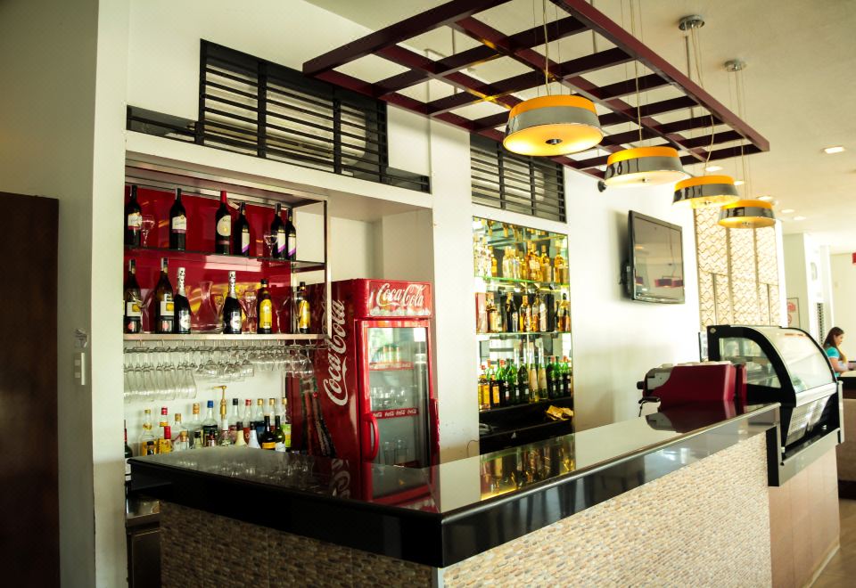 5. Casablan..