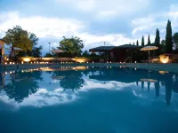 Residence Borgo San Lorenzo a Linari Hotels in Sovicille