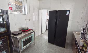 Yingchi Xuan b&B