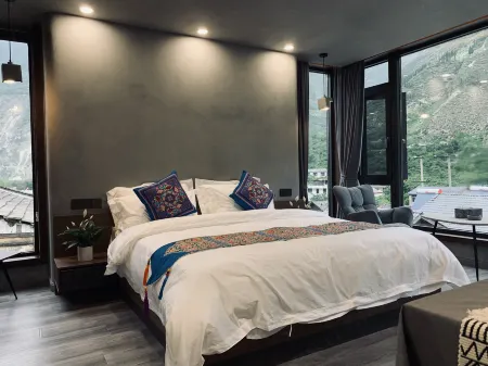 Wenchuan Guanshan Courtyard Отели в г. Вэньчуань