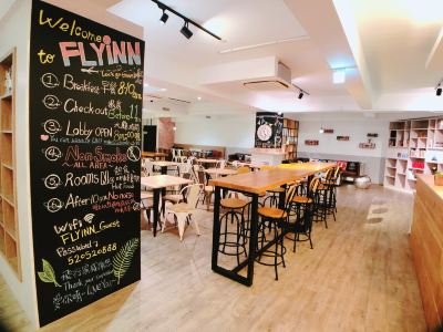 Flyinn Hostel