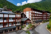 Yulin 6wan Forest Kangyanggu Hotel (Guangxi 6wan Dashan Forest Park) Hotels in Fumian District