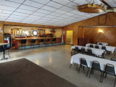 Love Hotels St John River by OYO at Fort Kent ME