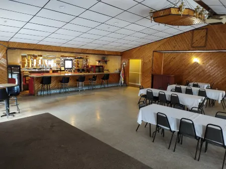 Love Hotels St John River by OYO at Fort Kent ME