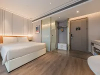 Shanghai Wujiaochang INNO Chuangzhi Atour X Hotel Hotels near Sanmen Road Station