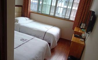 Jiange Sanhe Spring Business Inn