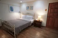 1775 Adriatico Suites - Apartments