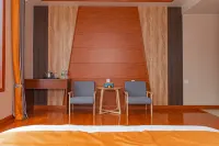 Danba Yunting Time Inn (Jiaju Village No. 5 Observation Deck Store)