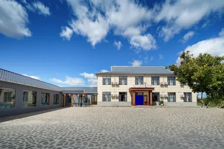 Jingpo Lake Na Shan Na Lake Resort Hotel