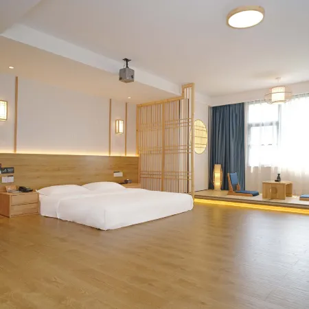 Jianzi Hotel (Xiangtan Infrastructure Camp)