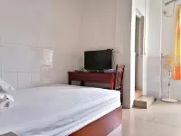 Foshan 8th Alley Apartment (RT-Mart Supermarket Shop)