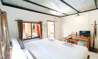 Samet Bell House 썸네일