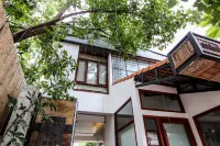 Sarina Hotel & Villa Hotel in zona Norng Lida