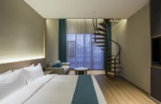 Yangzhou Dongguan Street Hotel