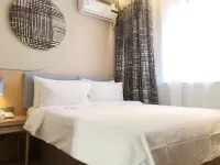 Homeinn · neo (Qingdao Zhanqiao Railway Station East Square) Hotel a Qingdao