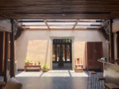 Hangzhou Eight Blessings Inn