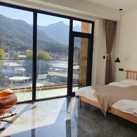 Alley Homestay (Beijing Shidu Scenic Area)