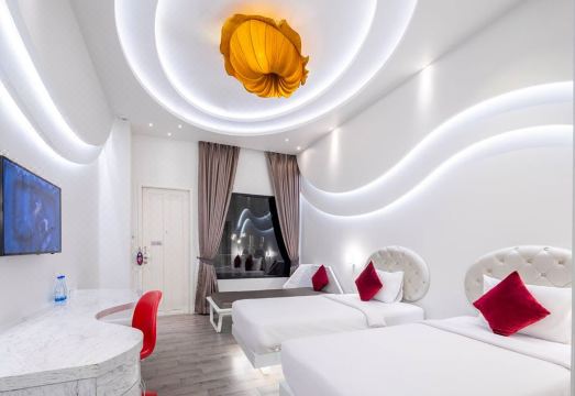 4. 아바따라 리조트..