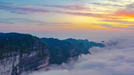 Health Hotel in Mowei Отели рядом с достопримечательностью «Qinglong Cave»