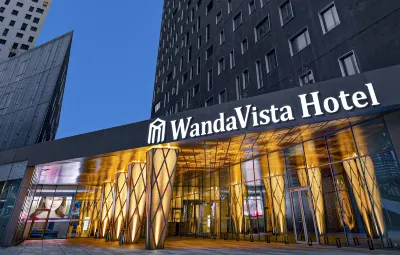Wanda Vista Istanbul Các khách sạn gần Meltem Pet Shop