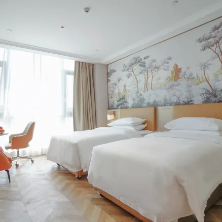 Vienna Hotel (Chuxiong Xiren Ancient Town Branch)