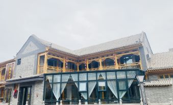 Linxia Fenglin Meet Hotel